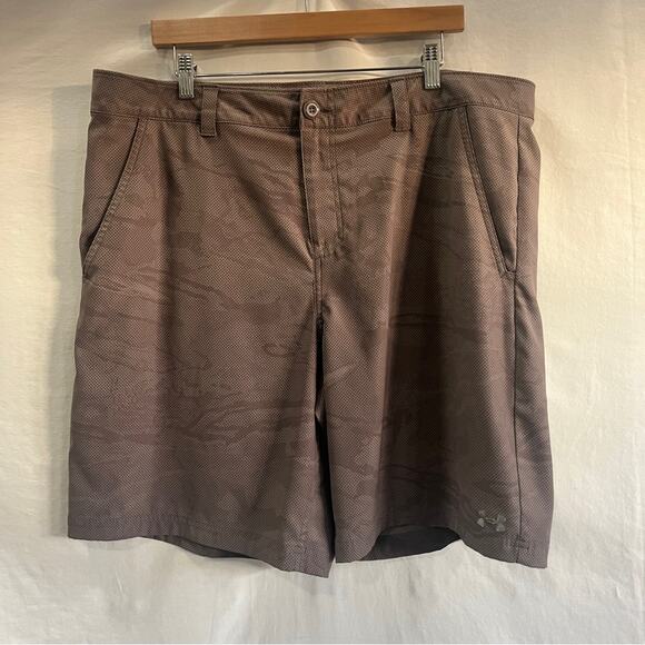 Under Armour Heatgear Gray Shorts Mens Size 40 Summer Island Beach Resort Travel - Picture 1 of 9
